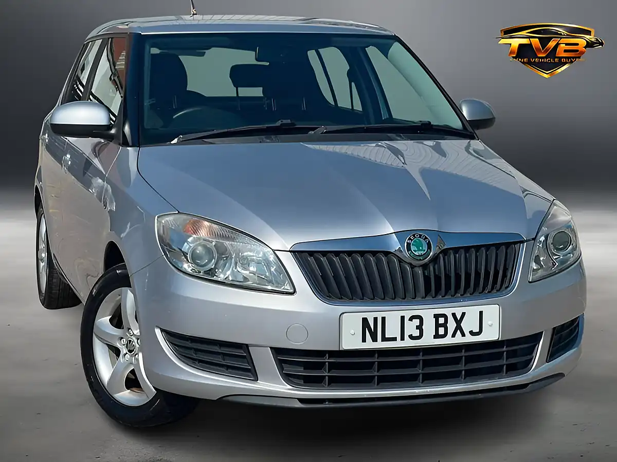 Used 2013 Skoda Fabia Se Brilliant Silver - Front View