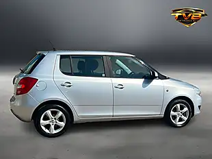 Used 2013 Skoda Fabia Se Brilliant Silver - Interior and Exterior details 10