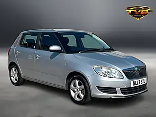Used 2013 Skoda Fabia Se Brilliant Silver - Interior and Exterior details 3