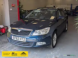 Used 2013 Skoda Octavia Elegance Blue - Interior and Exterior details 5