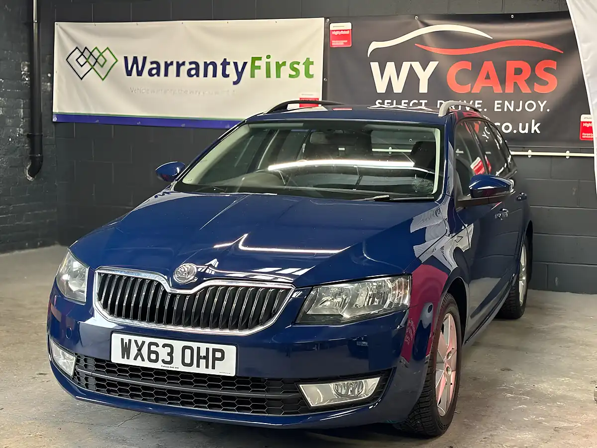 Used 2013 Skoda Octavia Se Blue - Interior and Exterior details 3