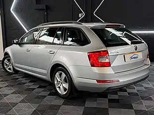Used 2013 Skoda Octavia Se Silver - Interior and Exterior details 17