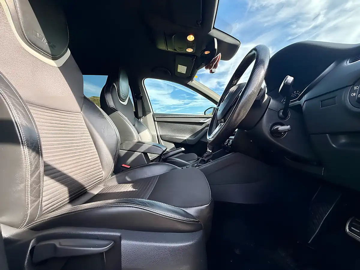 Used 2013 Skoda Octavia VRS White - Interior and Exterior details 18