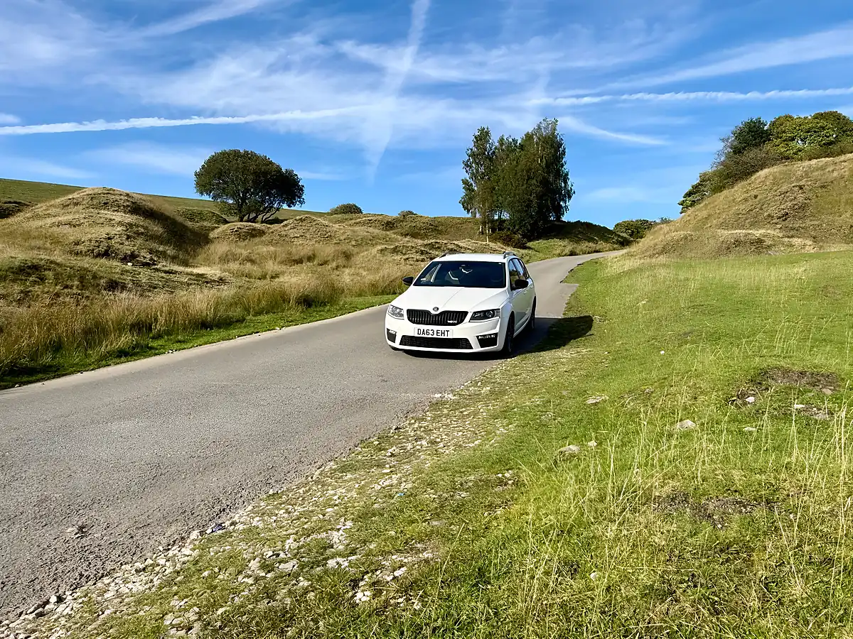 Used 2013 Skoda Octavia VRS White - Interior and Exterior details 3