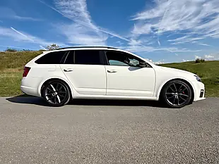 Used 2013 Skoda Octavia VRS White - Interior and Exterior details 6