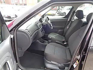 Used 2013 Skoda Roomster Greenline Ii Black - Interior and Exterior details 12
