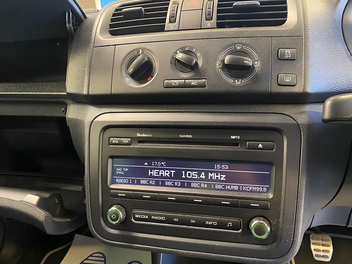 Used 2013 Skoda Roomster Scout Blue - Interior and Exterior details 15