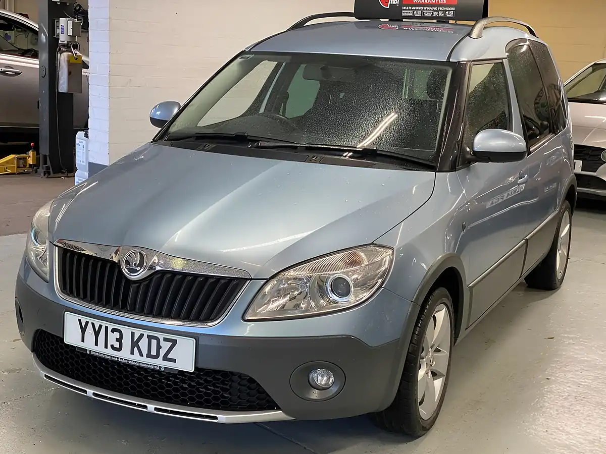 Used 2013 Skoda Roomster Scout Blue - Interior and Exterior details 2