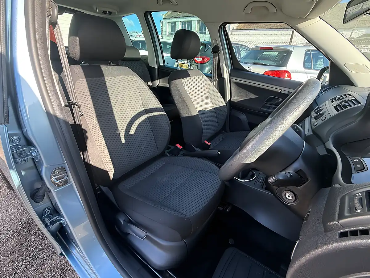 Used 2013 Skoda Roomster Se Blue - Interior and Exterior details 10