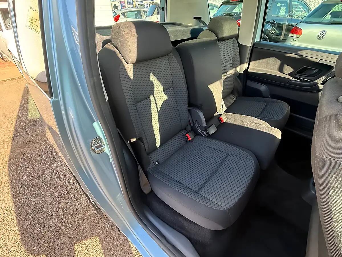 Used 2013 Skoda Roomster Se Blue - Interior and Exterior details 12