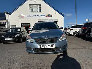 Used 2013 Skoda Roomster Se Blue - Interior and Exterior details 2