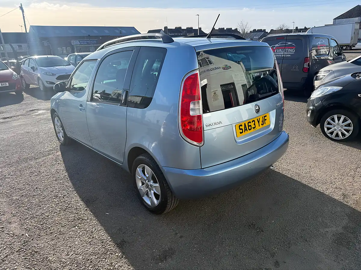 Used 2013 Skoda Roomster Se Blue - Interior and Exterior details 7