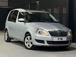 Used 2013 Skoda Roomster Se Silver - Interior and Exterior details 3