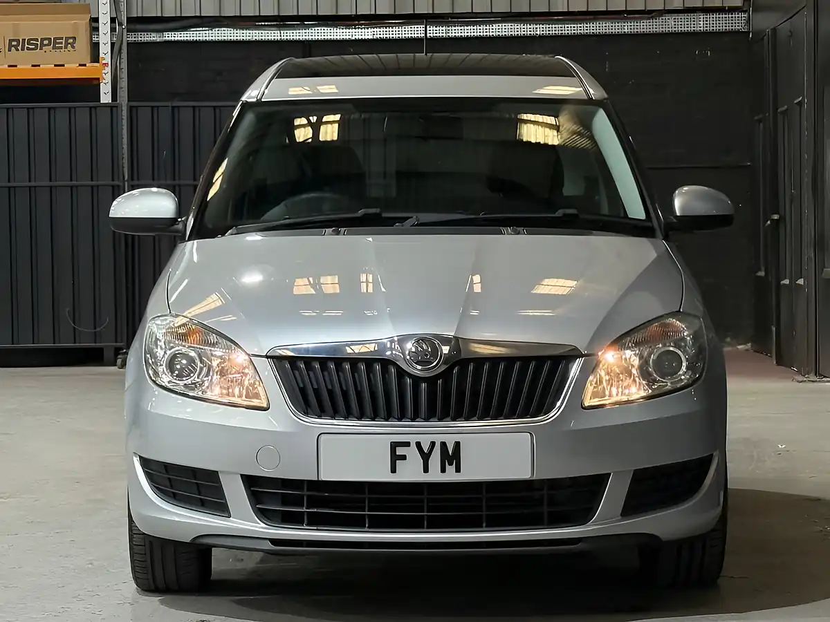 Used 2013 Skoda Roomster Se Silver - Interior and Exterior details 7