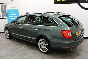 Used 2013 Skoda Superb Elegance Green - Interior and Exterior details 11