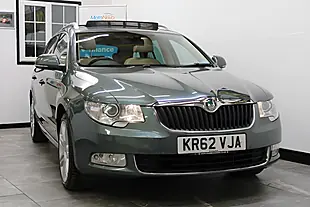 Used 2013 Skoda Superb Elegance Green - Interior and Exterior details 7