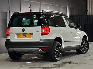 Used 2013 Skoda Yeti Adventure White - Interior and Exterior details 20