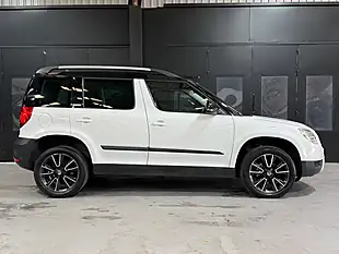 Used 2013 Skoda Yeti Adventure White - Interior and Exterior details 4