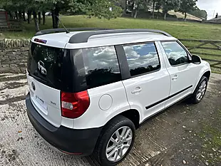 Used 2013 Skoda Yeti Elegance White - Interior and Exterior details 11