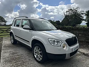 Used 2013 Skoda Yeti Elegance White - Interior and Exterior details 9