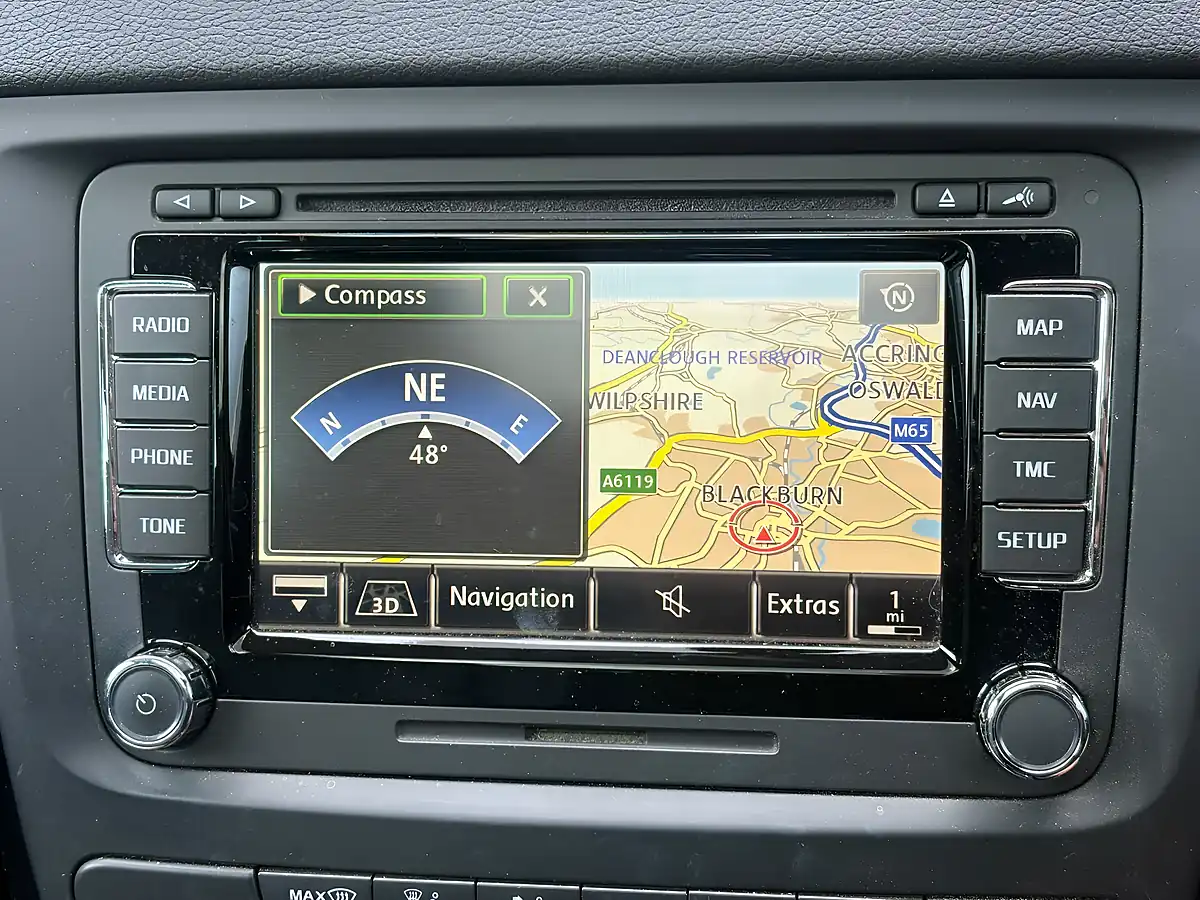 Used 2013 Skoda Yeti Laurin & Klement Black - Interior and Exterior details 15