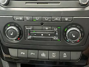 Used 2013 Skoda Yeti Laurin & Klement Black - Interior and Exterior details 16