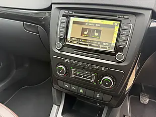 Used 2013 Skoda Yeti Outdoor Laurin & Klement Metallic Black - Interior and Exterior details 10