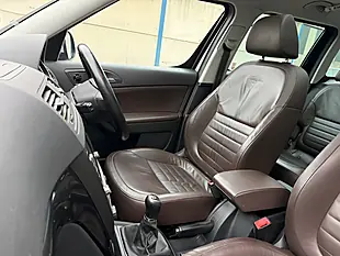 Used 2013 Skoda Yeti Outdoor Laurin & Klement Metallic Black - Interior and Exterior details 16