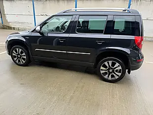 Used 2013 Skoda Yeti Outdoor Laurin & Klement Metallic Black - Interior and Exterior details 6