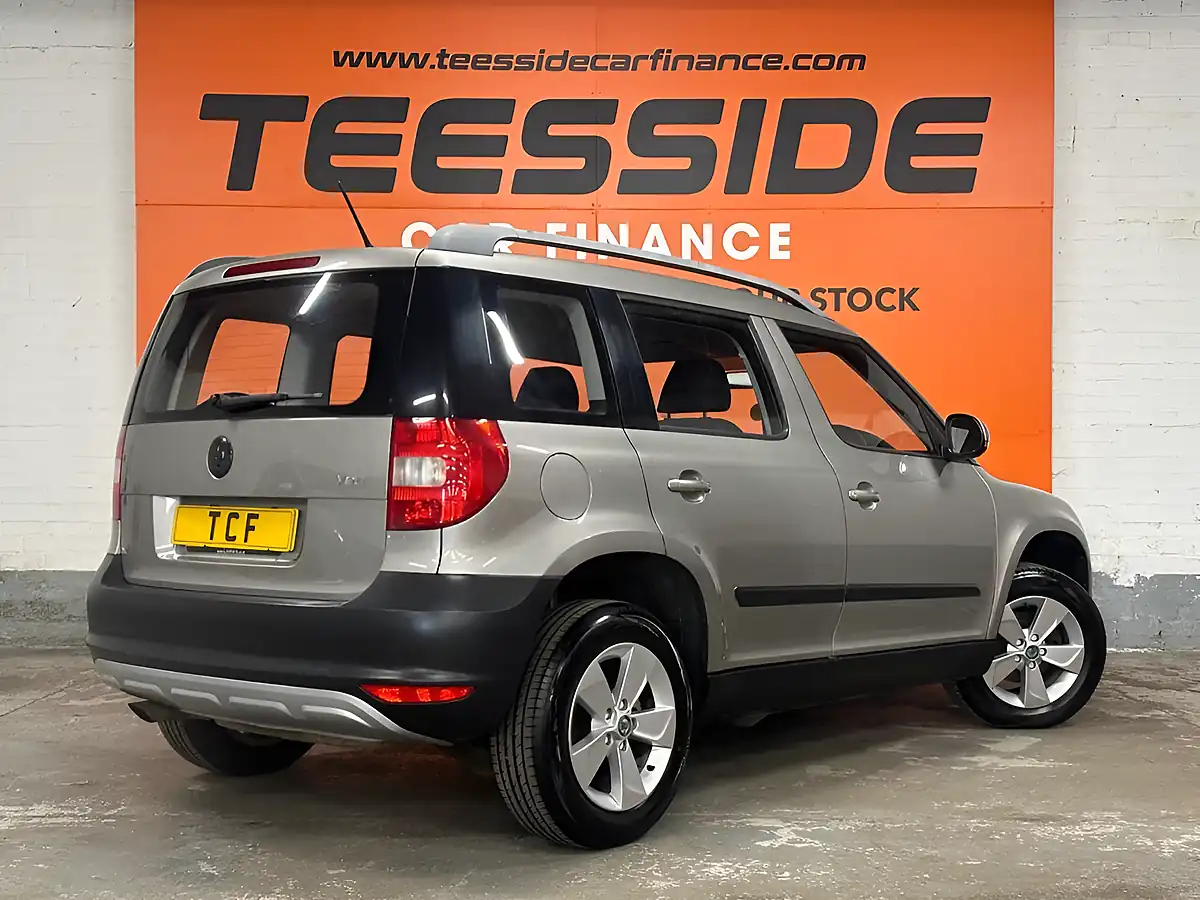 Used 2013 Skoda Yeti S Beige - Interior and Exterior details 14