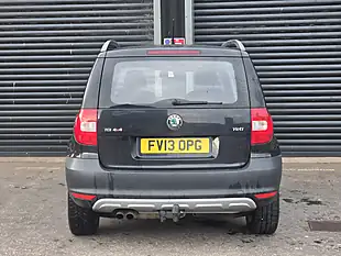 Used 2013 Skoda Yeti S Black - Interior and Exterior details 13