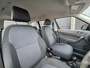 Used 2013 Skoda Yeti S Black - Interior and Exterior details 5