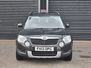 Used 2013 Skoda Yeti S Black - Interior and Exterior details 6
