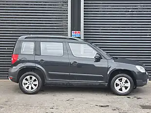 Used 2013 Skoda Yeti S Black - Interior and Exterior details 7