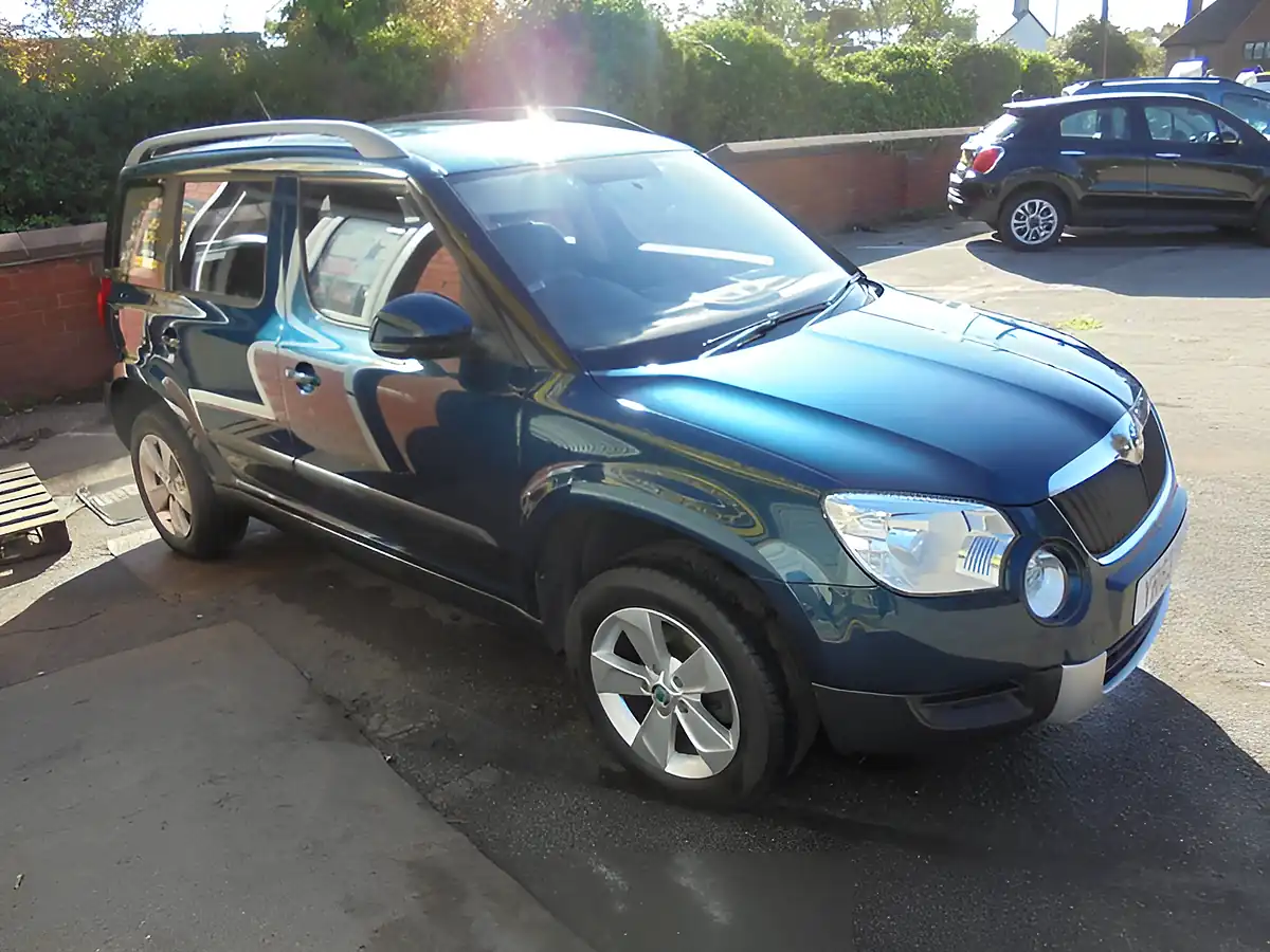 Used 2013 Skoda Yeti S Blue - Interior and Exterior details 5