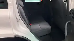 Used 2013 Skoda Yeti Se White - Interior and Exterior details 9