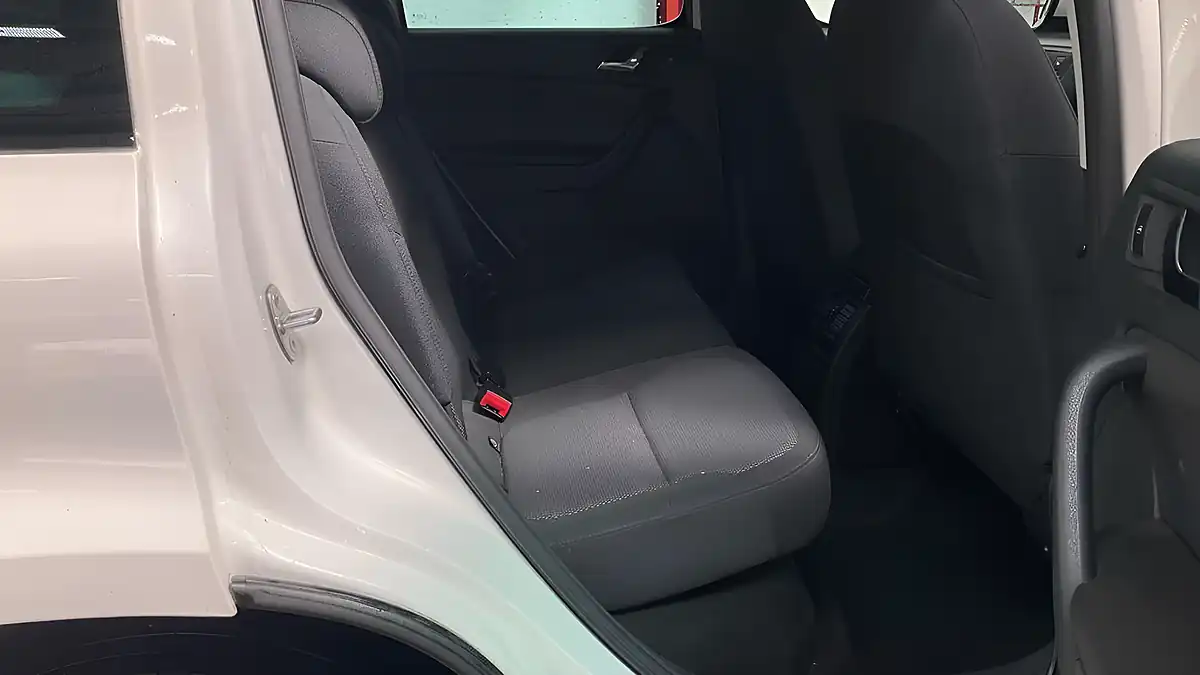 Used 2013 Skoda Yeti Se White - Interior and Exterior details 9