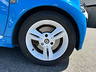 Used 2013 Smart Fortwo Iceshine Coupe Black - Interior and Exterior details 16