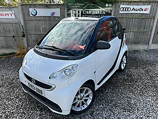 Used 2013 Smart Fortwo Passion Cabriolet Softtouch White - Interior and Exterior details 12