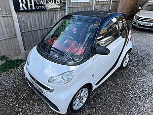 Used 2013 Smart Fortwo Passion Cabriolet Softtouch White - Interior and Exterior details 14