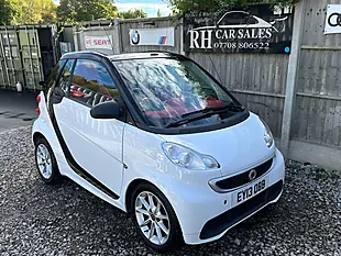 Used 2013 Smart Fortwo Passion Cabriolet Softtouch White - Interior and Exterior details 2