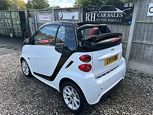 Used 2013 Smart Fortwo Passion Cabriolet Softtouch White - Interior and Exterior details 6