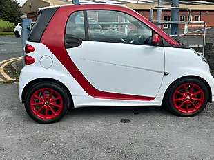 Used 2013 Smart Fortwo Passion White - Interior and Exterior details 8