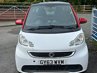 Used 2013 Smart Fortwo Passion White - Interior and Exterior details 9