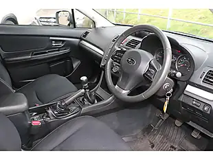 Used 2013 Subaru Xv Se Ice Silver - Interior and Exterior details 6