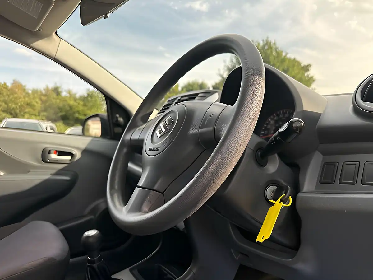 Used 2013 Suzuki Alto Sz Grey - Interior and Exterior details 13