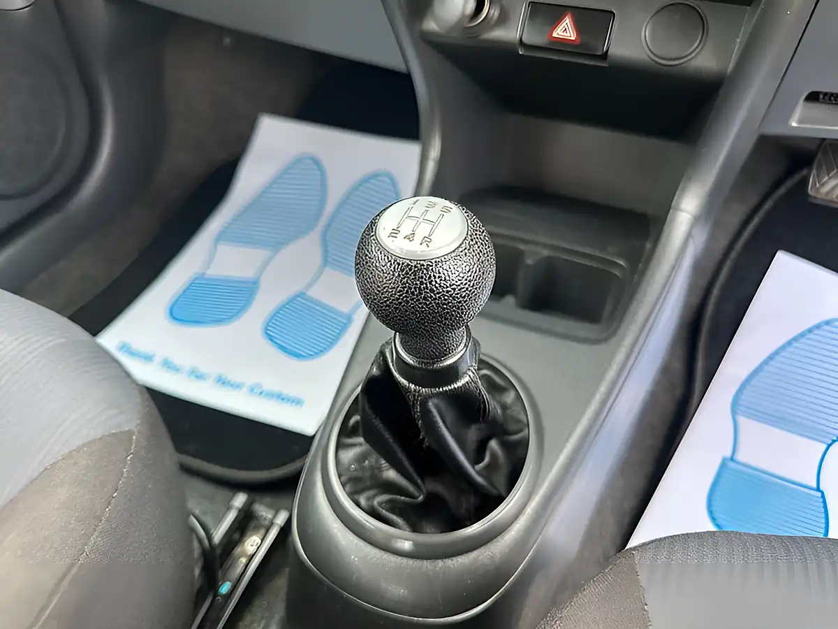 Used 2013 Suzuki Alto Sz Grey - Interior and Exterior details 15