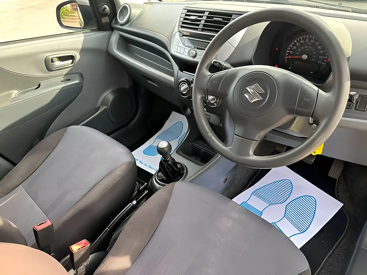 Used 2013 Suzuki Alto Sz Grey - Interior and Exterior details 2