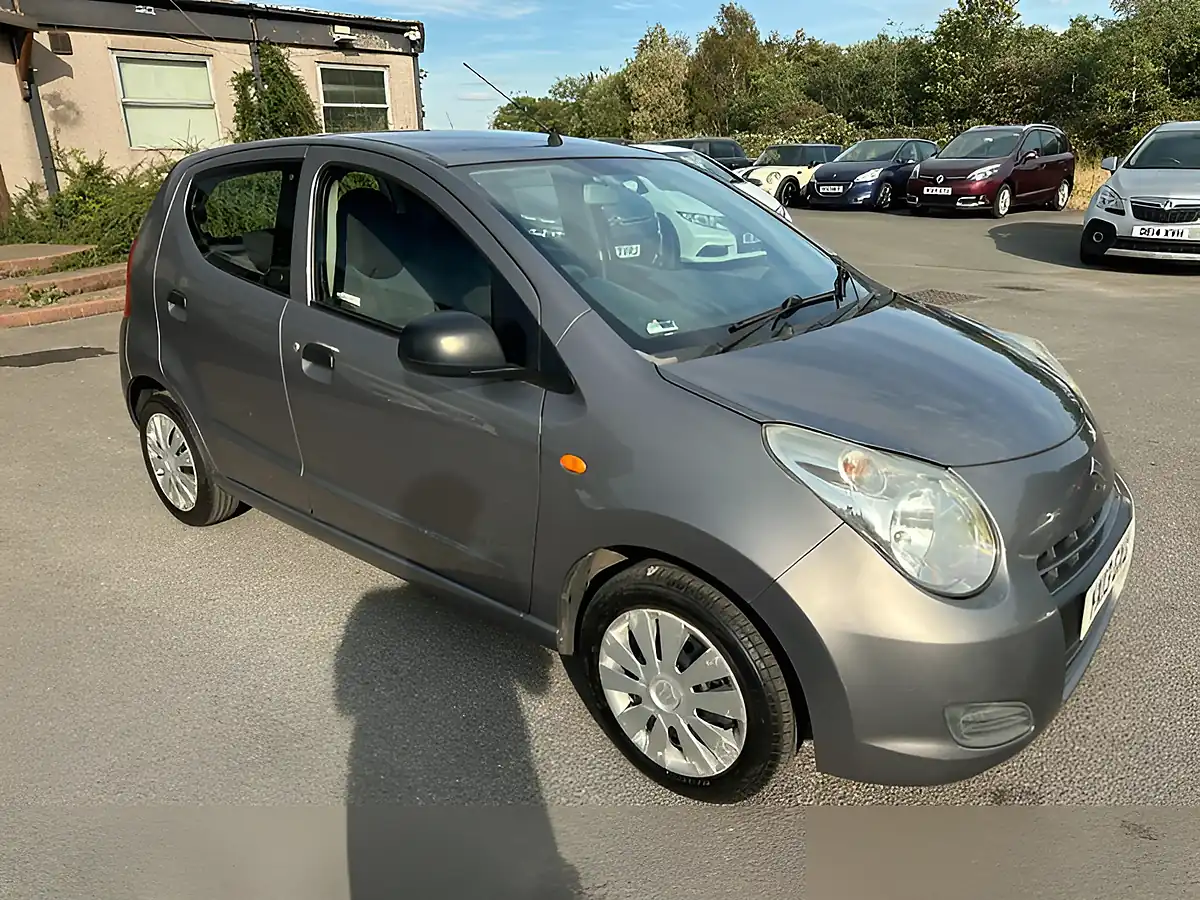 Used 2013 Suzuki Alto Sz Grey - Interior and Exterior details 4