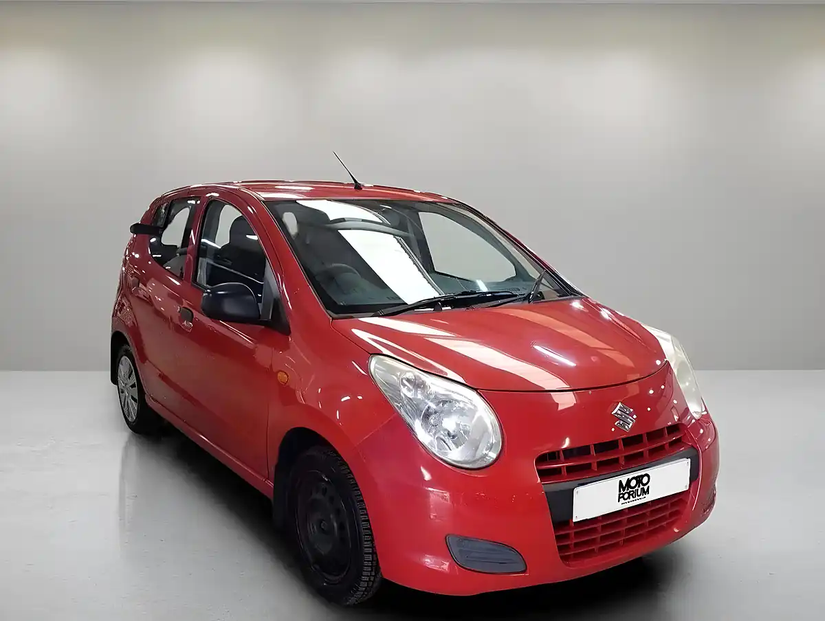 Used 2013 Suzuki Alto Sz Red - Front View